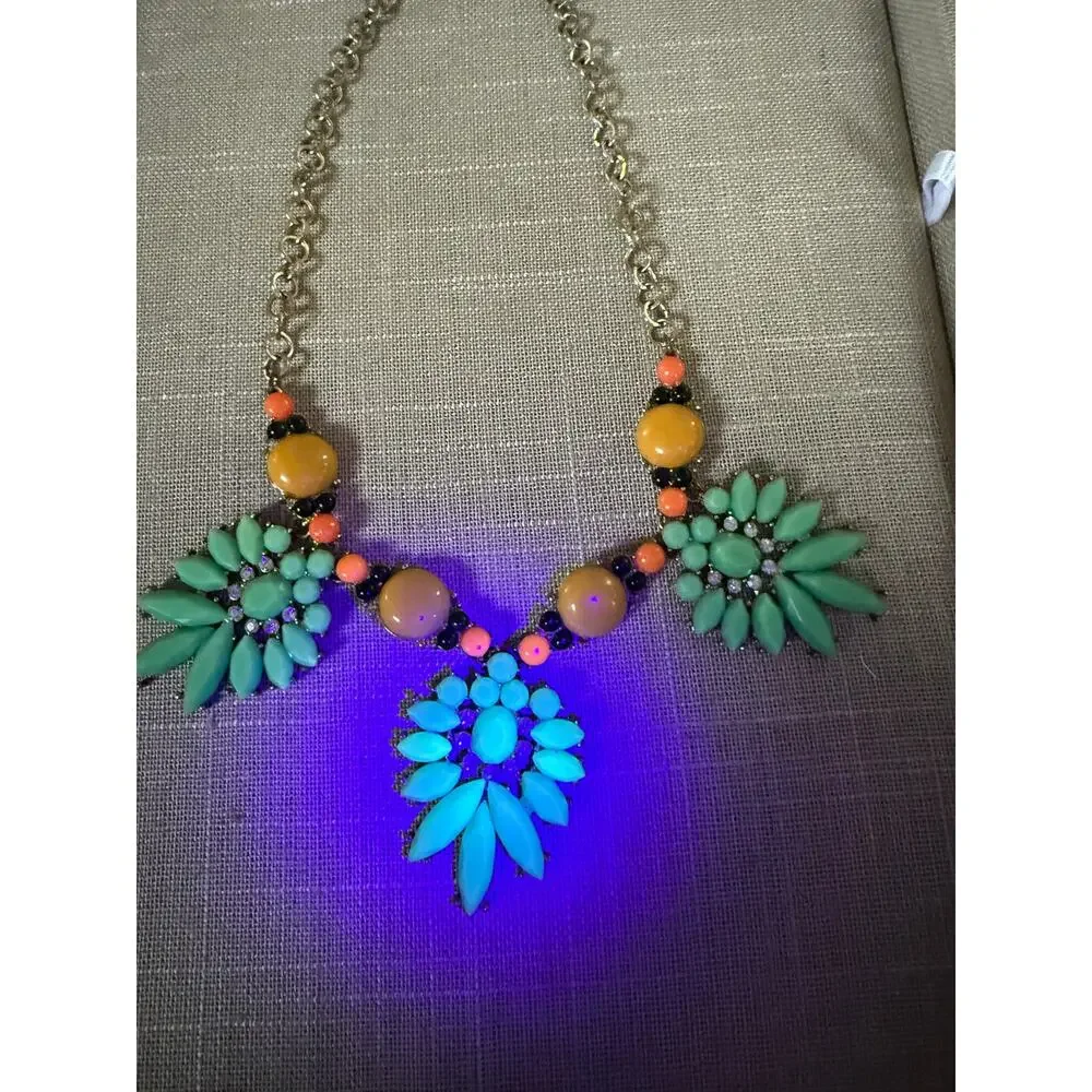 Y2K Statement Necklace Glow Black Light Gold Tone Rhinestone Bib Adjustable - Picture 11 of 13